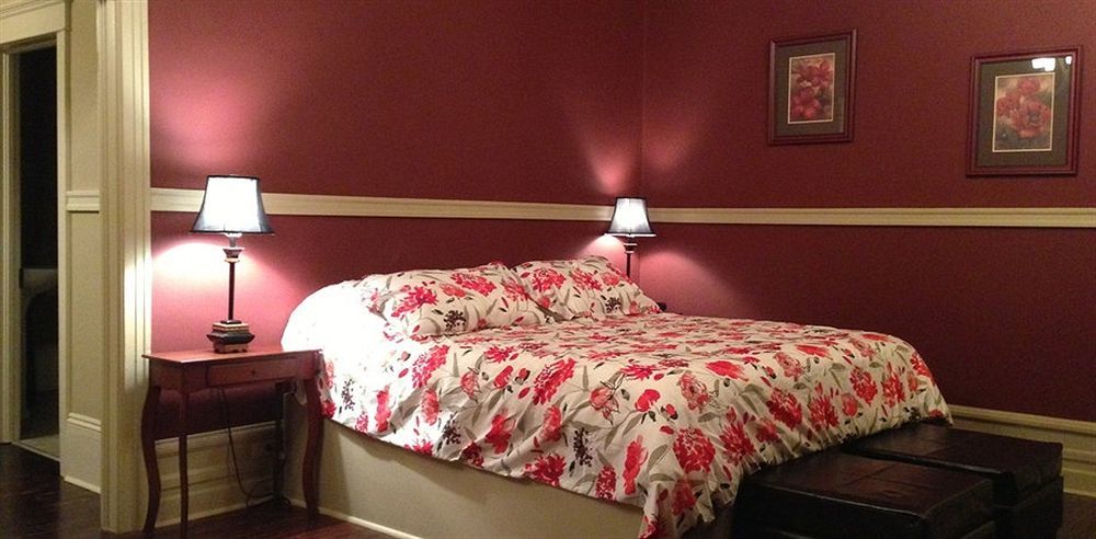 The Egan Inn Pembroke Bagian luar foto